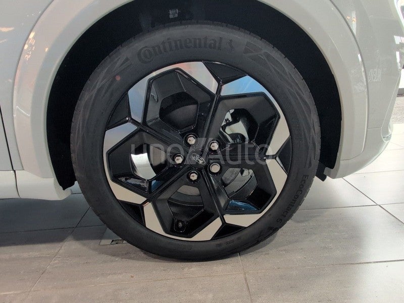 1.0 EcoBoost 125cv ST-Line X MHEV