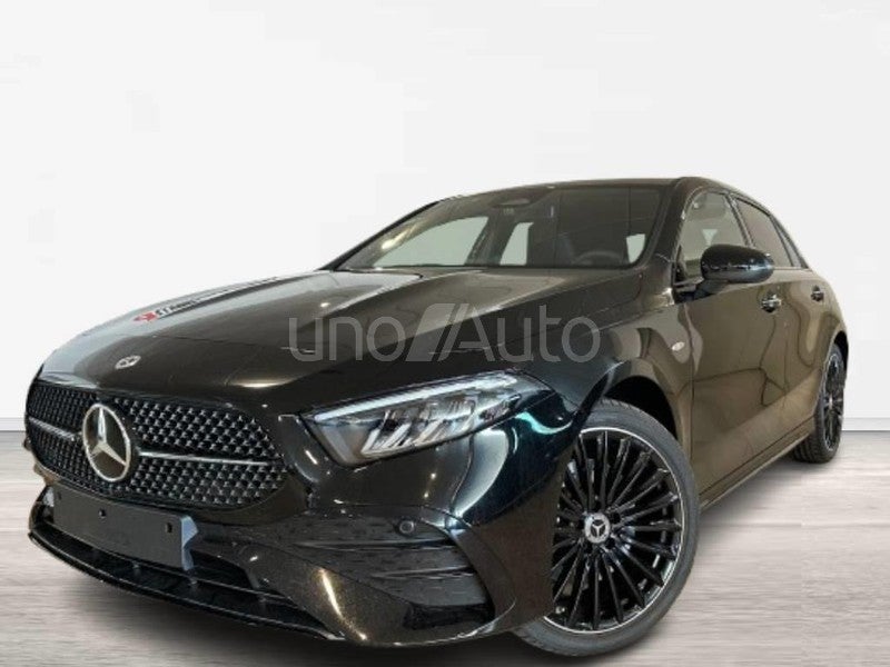 CLASE A 250 e con tecnología híbrida EQ