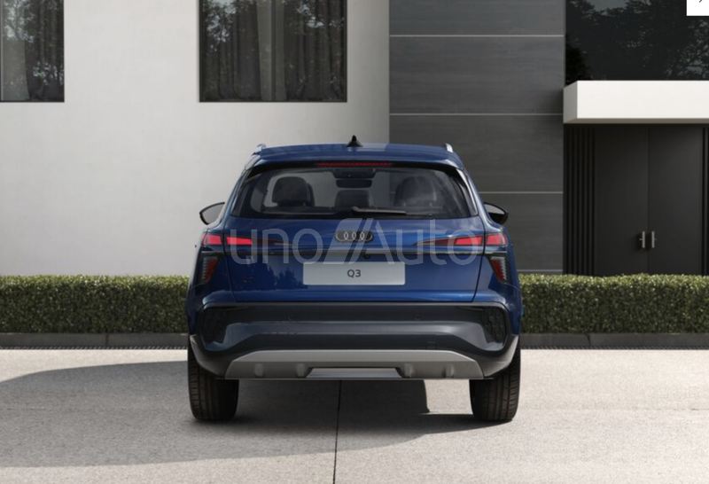 Q3 1.5 TFSI Business S tronic 110kW