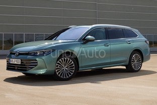 VOLKSWAGEN Passat 1.5 eHybrid DSG6 150kW R-Line