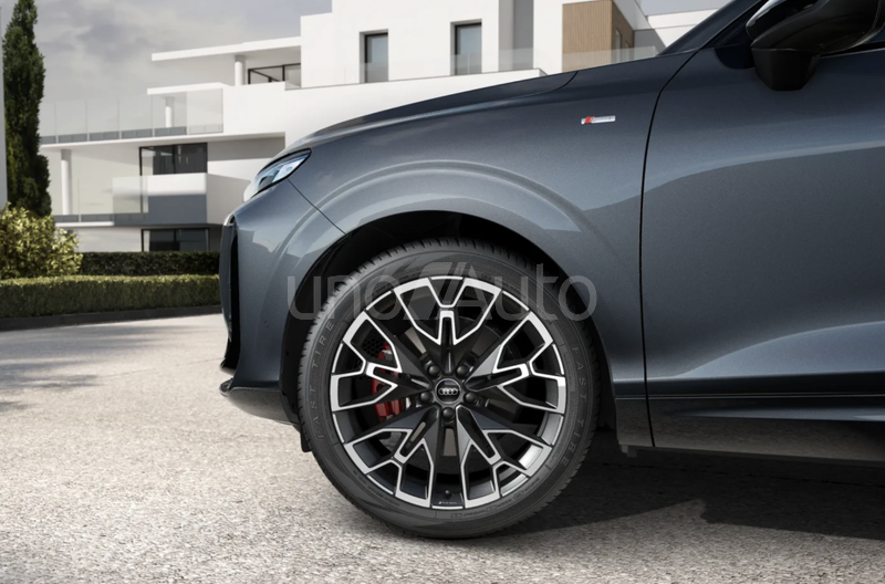 Q3 2.0 TDI Black line S tronic 110kW