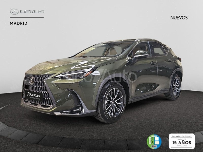 NX 450h+ Premium+ 4WD