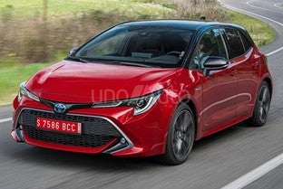 TOYOTA Corolla Sedán 140H Eco