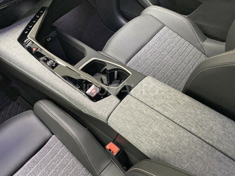Hybrid 1.2 107KW Allure eDCS6