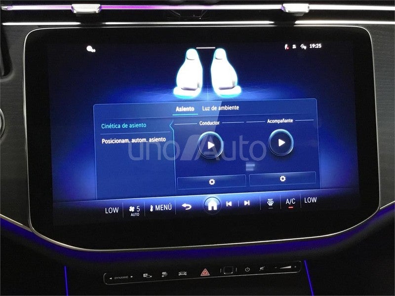 CLASE E 300 de con tecnología hibrida EQ