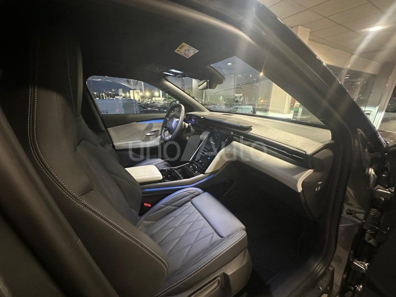 Capri RWD Rango Extendido Select 79kWh