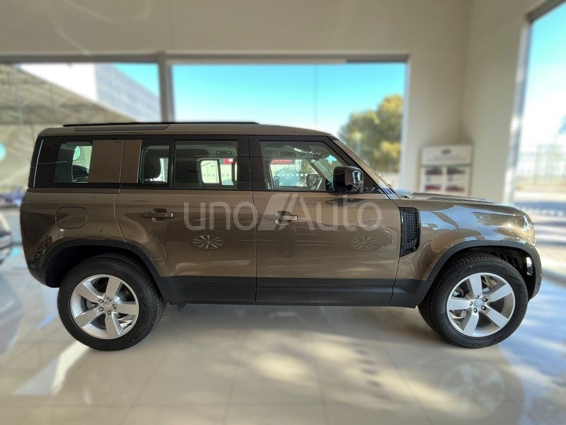 Defender 110 3.0D l6 MHEV S AWD Aut. 250