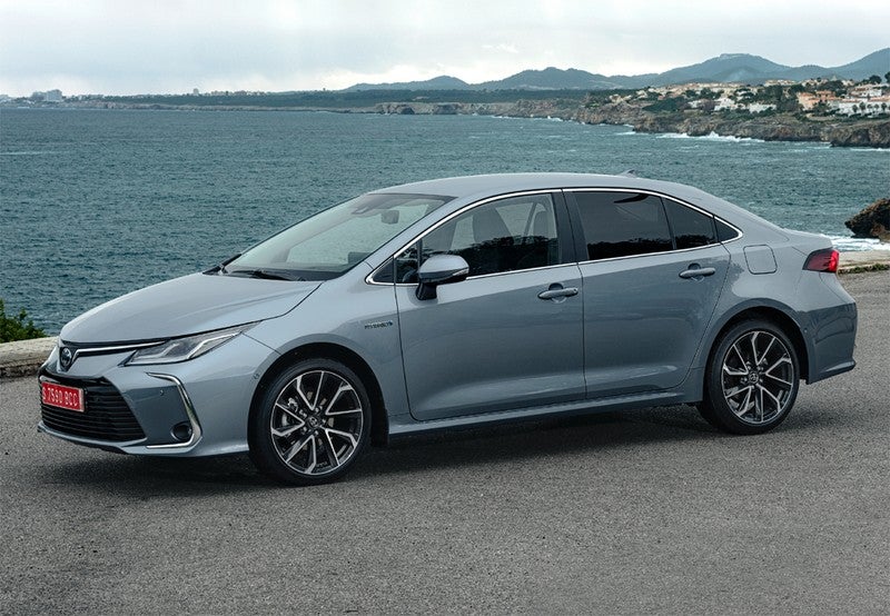 Corolla Sedán 125H Active Tech