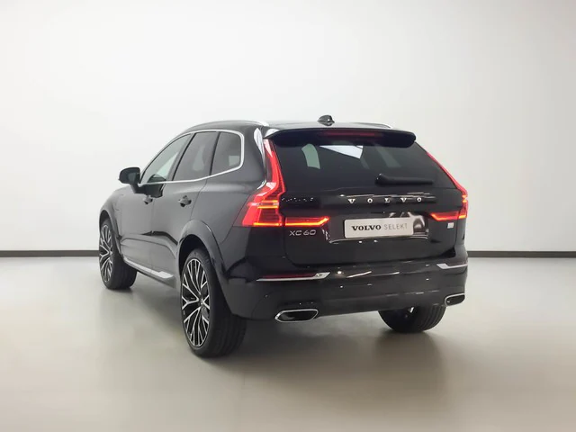 XC60 T6 Recharge Ultimate Bright