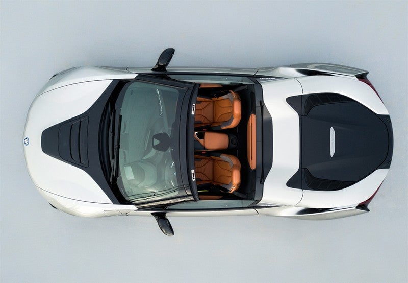 i8 Roadster