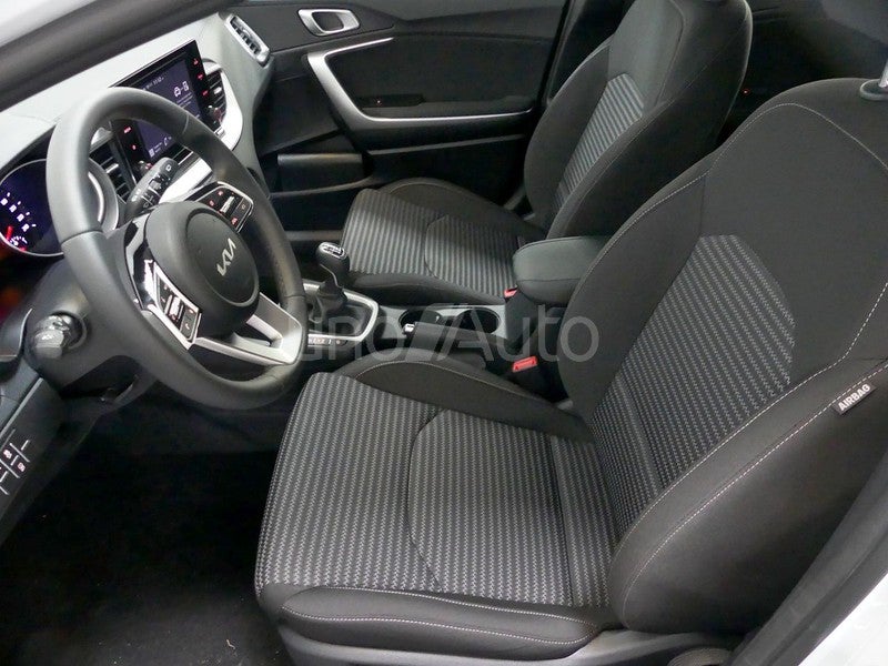 Ceed 1.0 T-GDI Drive 100