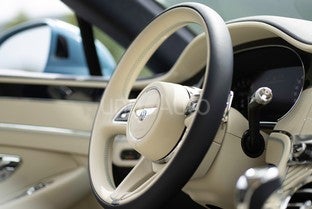 BENTLEY Continental 4.0 V8 Twin Turbo Azure