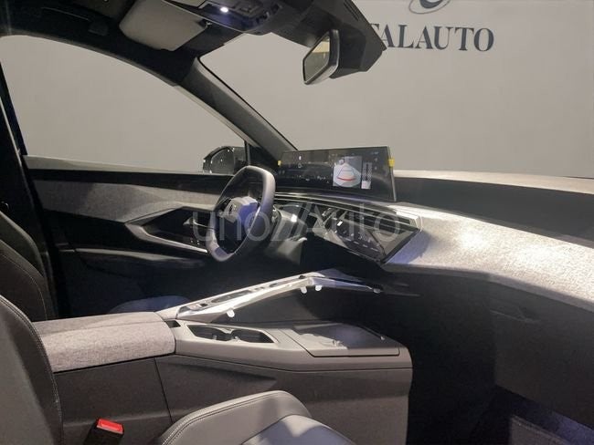 1.2 107KW Allure Exclusive eDCS6