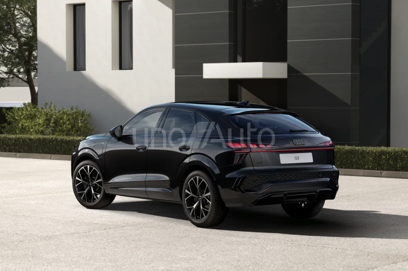 Q3 Sportback e-hybrid Black line S tronic 200kW