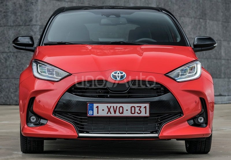 TOYOTA Yaris