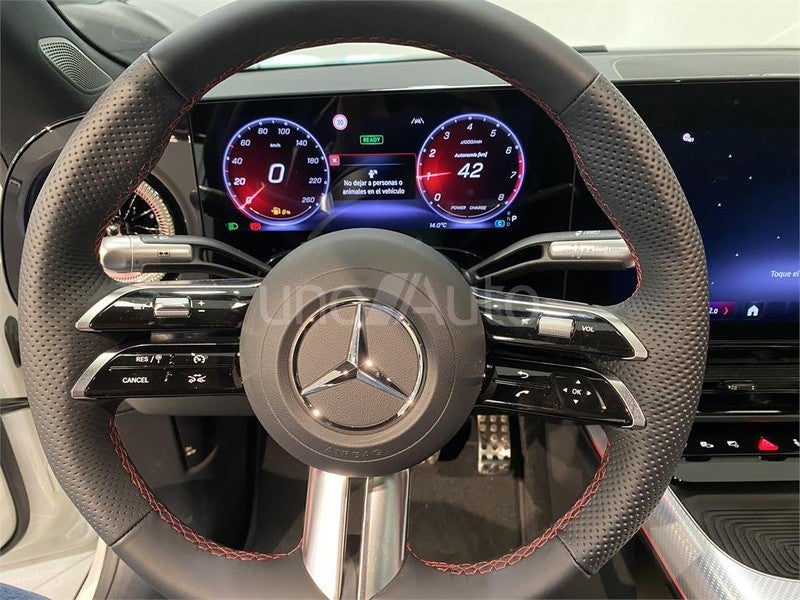 CLASE CLA 180 con tecnología híbrida