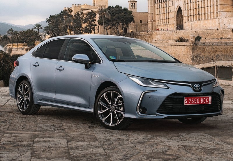 Corolla Sedán 125H Active Tech