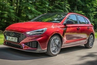 HYUNDAI i30 1.5 DPI Essence 110