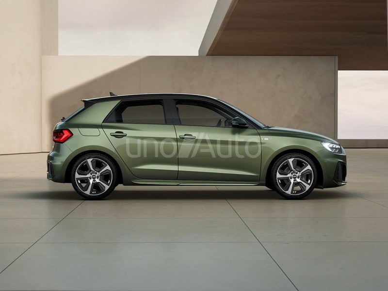 A1 Sportback 30 TFSI Adrenalin S tronic