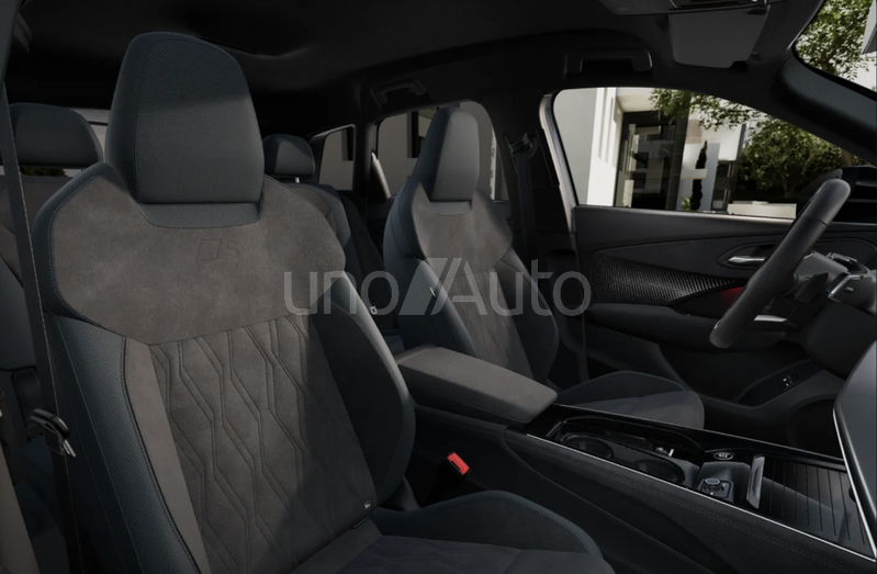 Q3 e-hybrid Black Line S tronic 200kW