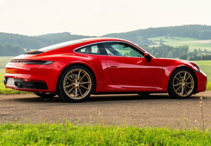 PORSCHE 911