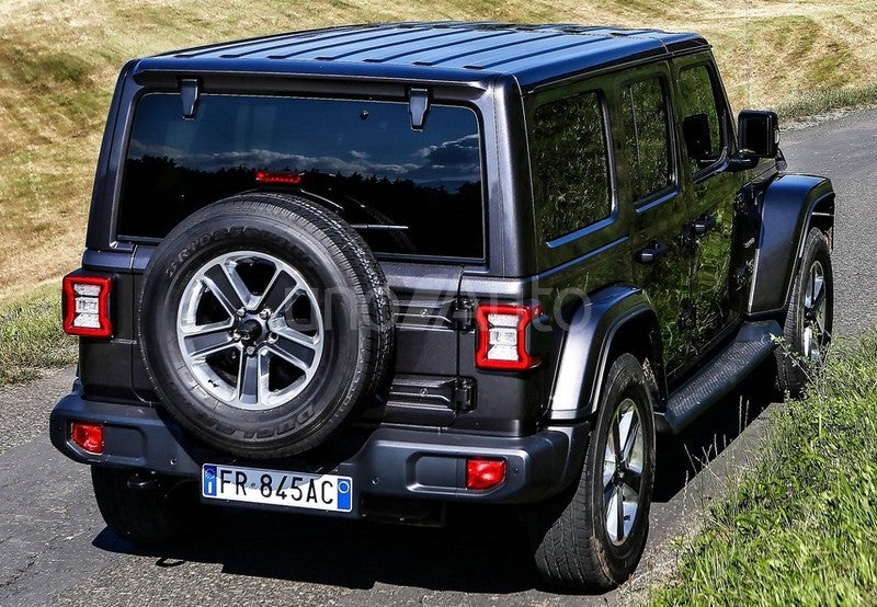 Wrangler Unlimited 2.0 4xe Sahara 8ATX