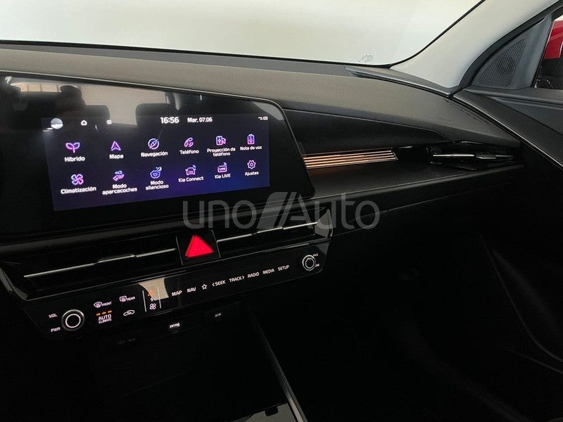 KIA Niro 1.6 GDi HEV 95kW (129CV) Drive