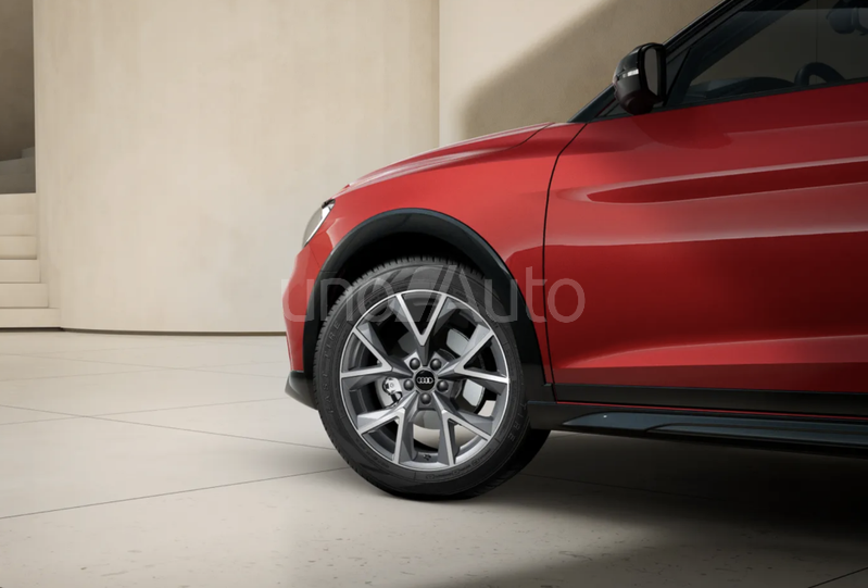 A1 Allstreet 30 TFSI Adrenalin S tronic 85kW