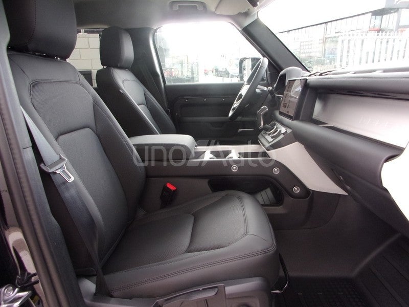 Defender 110 3.0D l6 MHEV S AWD Aut. 250