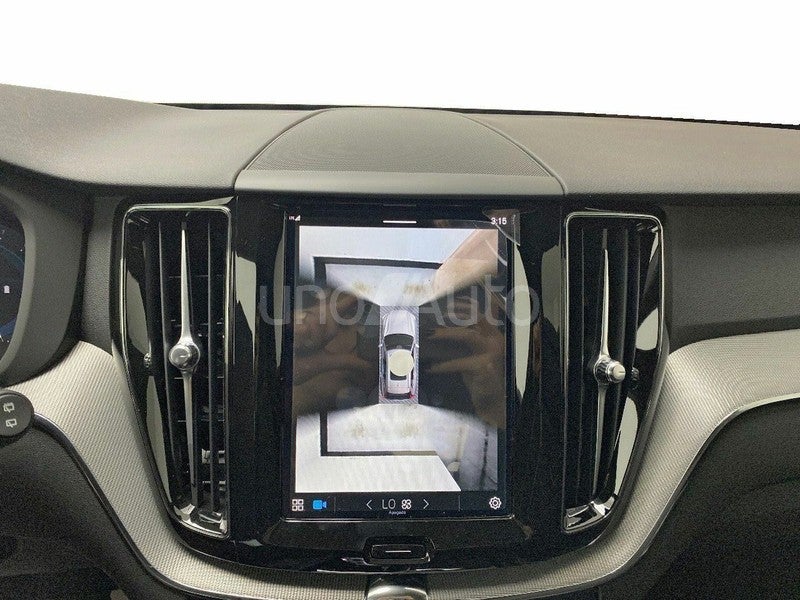 2.0 B5 G AWD Plus Dark Auto