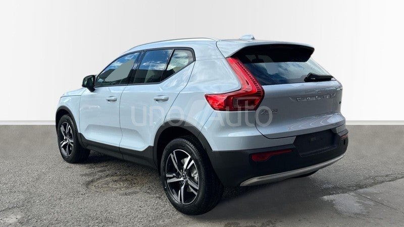XC40 2.0 B3 MHEV CORE DCT 163 5P