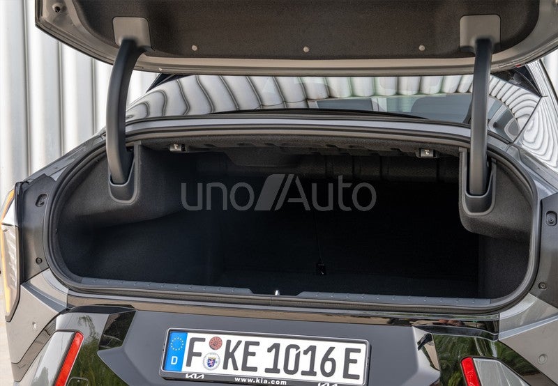 EV4 Fastback Earth Launch Edition Long Range