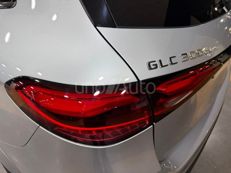 GLC 300 de 4MATIC con tecnología híbrida EQ