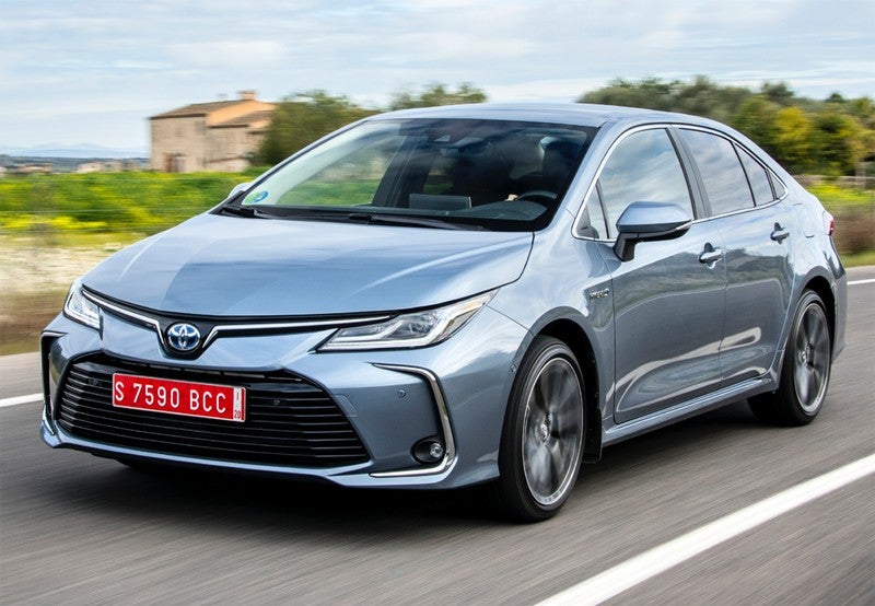 Corolla Sedán 125H Active Tech
