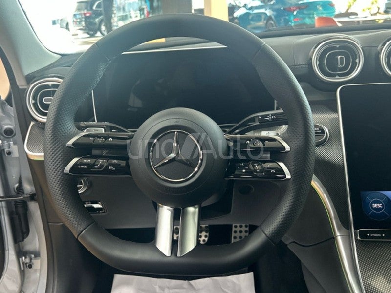 300 e con tecnología híbrida EQ