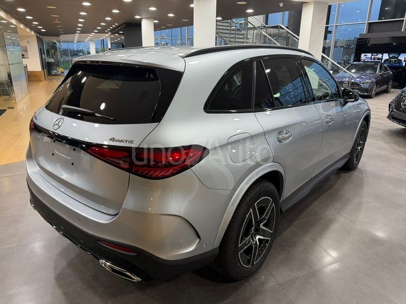 GLC 300 de 4MATIC con tecnología híbrida EQ