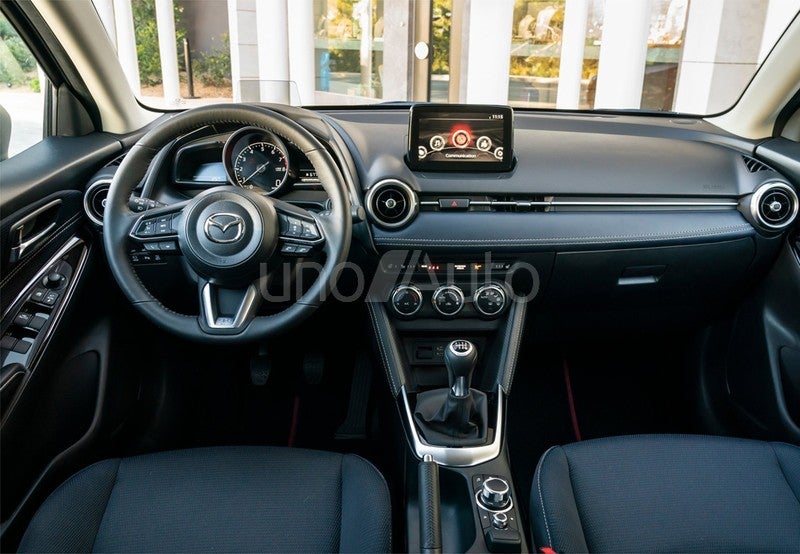 Mazda2 1.5 e-Skyactiv G Center-Line Convenience 66kW