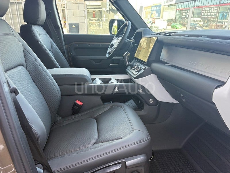 Defender 110 3.0D l6 MHEV S AWD Aut. 250