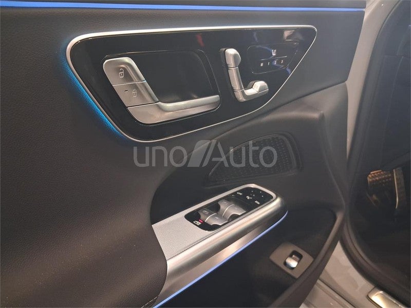 CLASE E 300 de con tecnología hibrida EQ