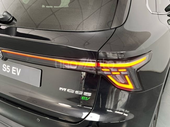 64kWh Luxury