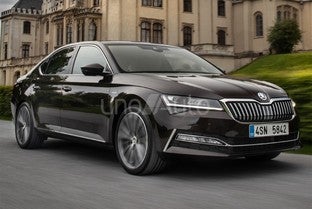 SKODA Superb 1.5 TSI MHEV Sportline DSG 110kW
