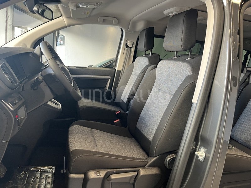 SpaceTourer BlueHDI M Plus EAT8 180