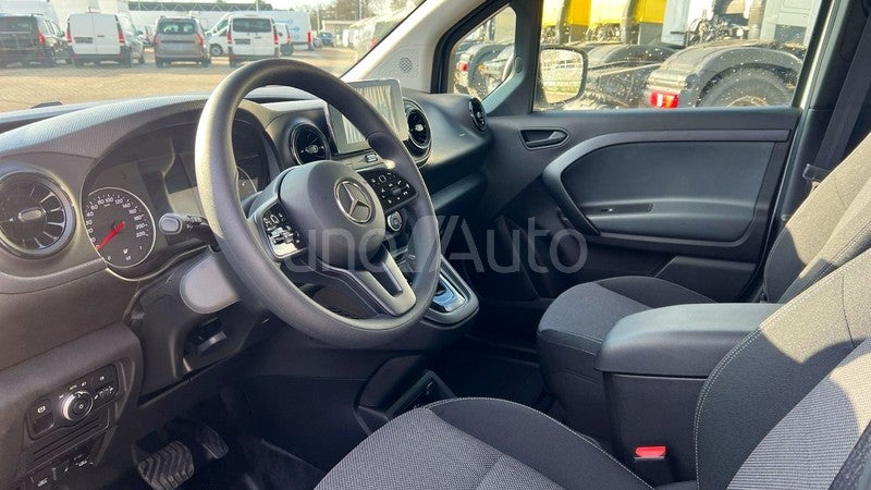 110 CDI 70kW Tourer Base