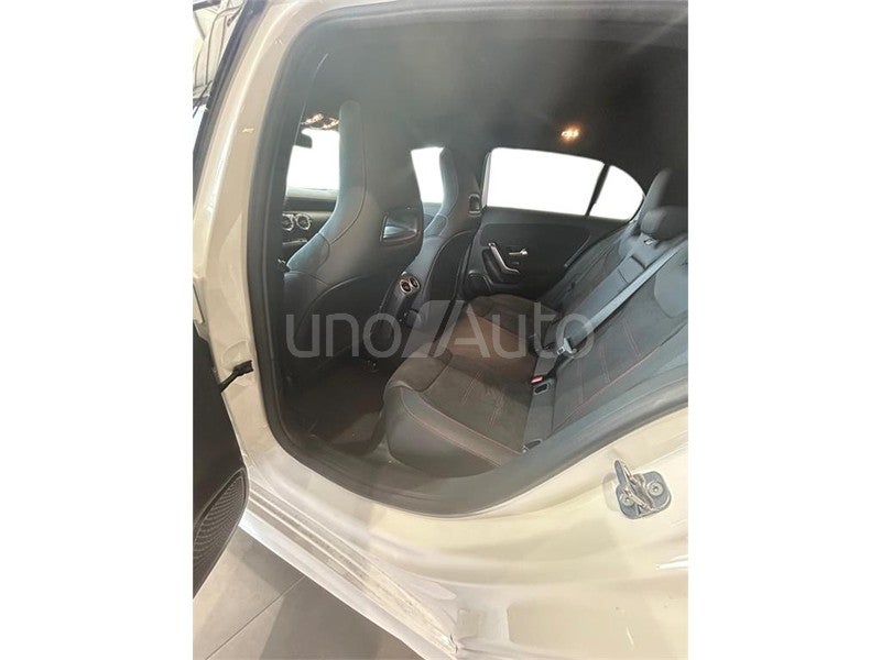 CLASE A 250 e con tecnología híbrida EQ