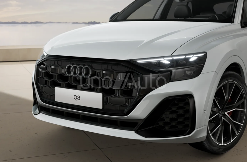 Q8 60 TFSIe Black line quattro tiptronic
