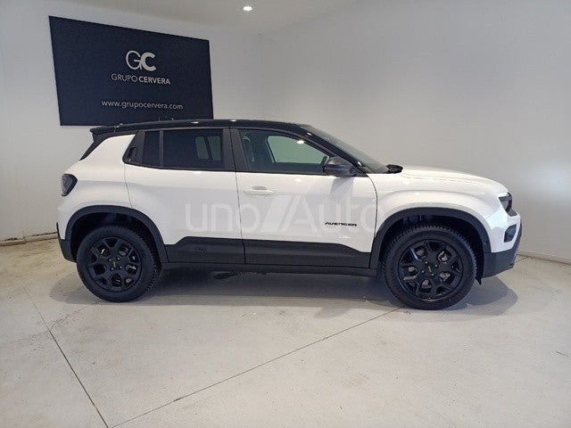 Avenger 1.2 Ehybrid Overland 145 4xe