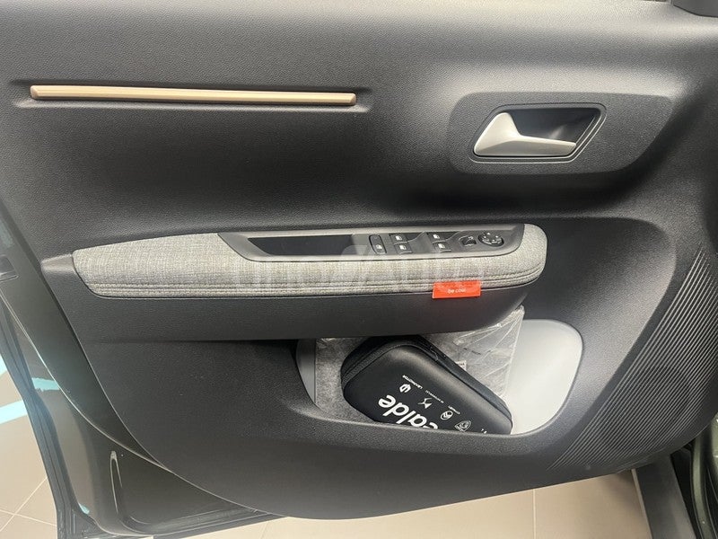 C3 Aircross Hybrid Plus e-DCS6 145