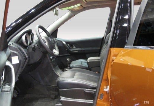 MAHINDRA XUV500