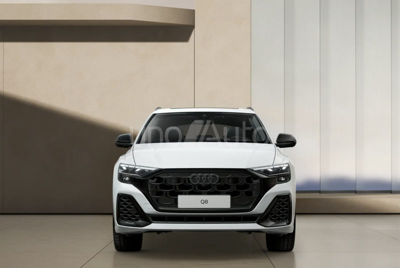 Q8 60 TFSIe Black line quattro tiptronic