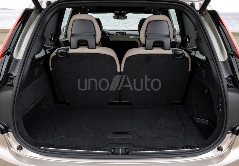 XC90 B5 Momentum 7pl. AWD Aut.